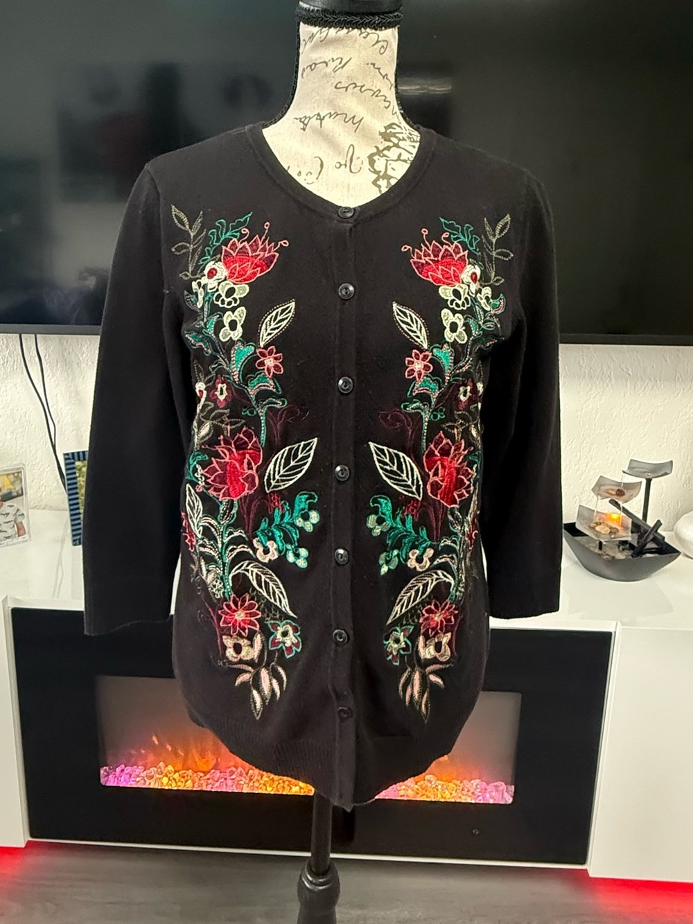 Christopher & Banks Vintage Style Floral Embroidered Cardigan Sweater Black S